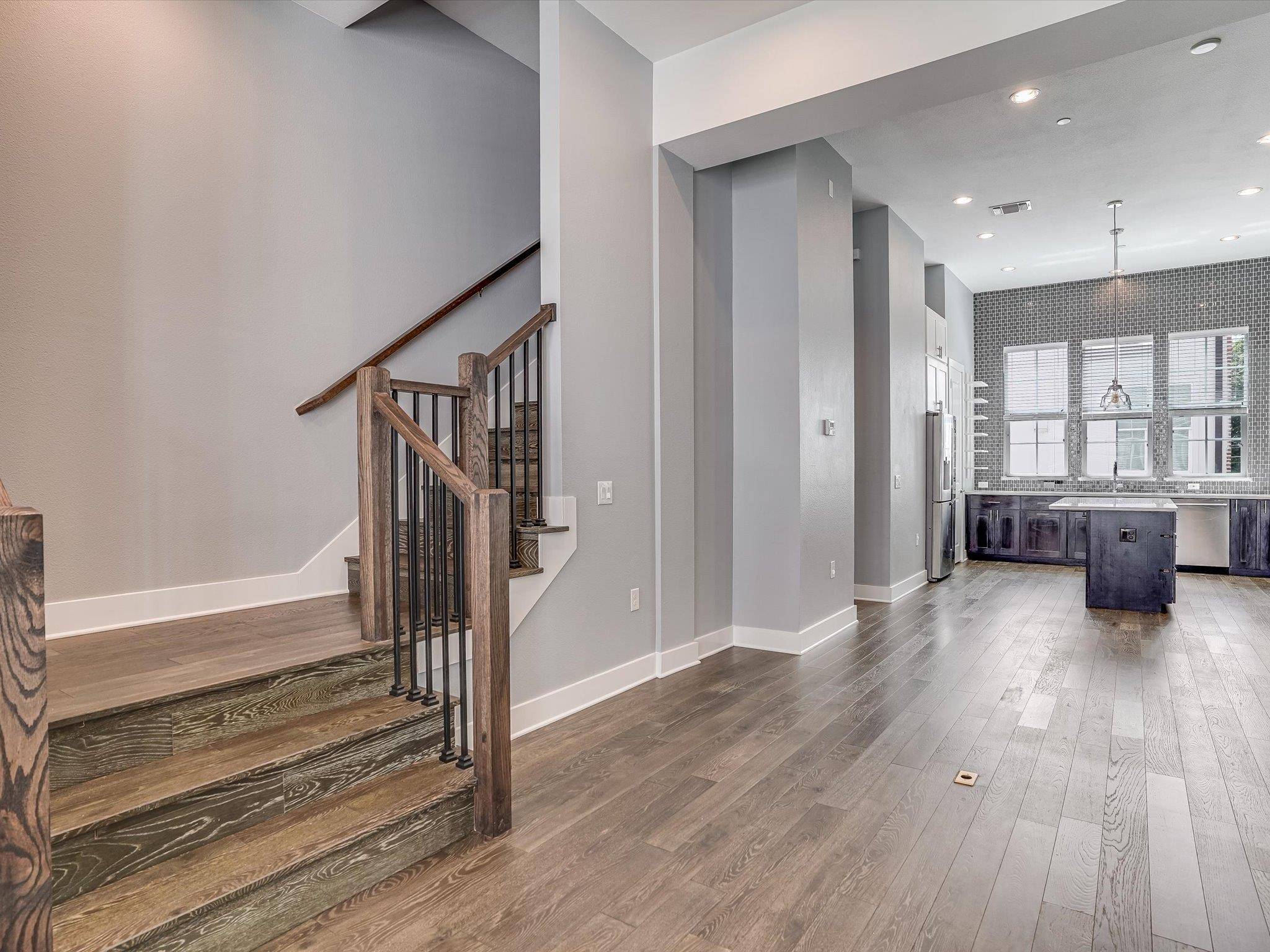 Austin, TX 78741,1411 Town Creek DR #9