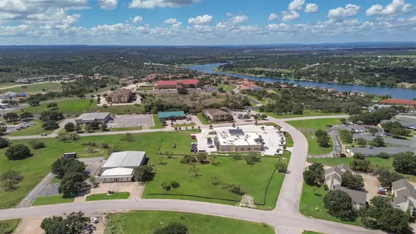 602 Gateway Central, Marble Falls, TX 78654
