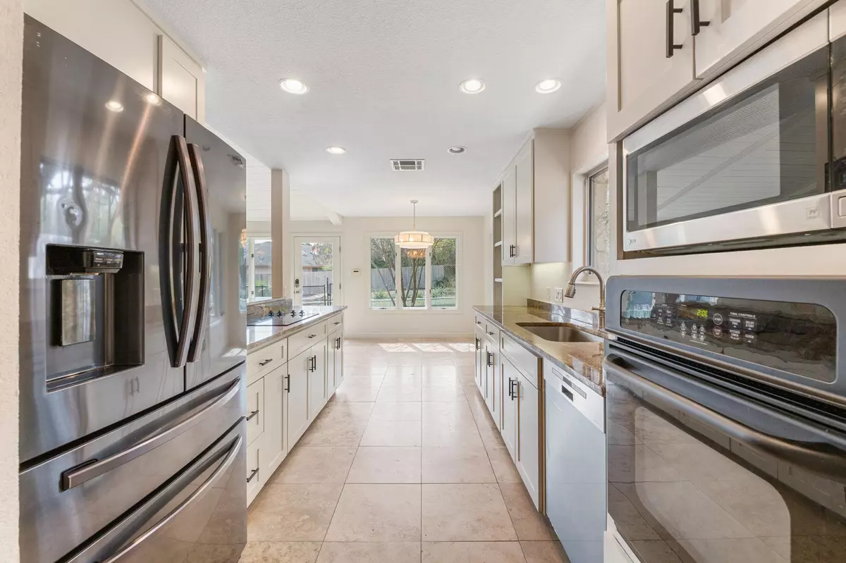 Austin, TX 78750,9902 Winding Oak CIR