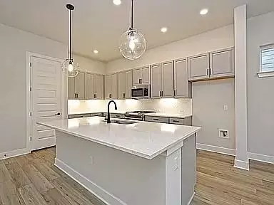 Austin, TX 78747,5806 Rangeland RD