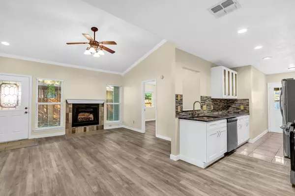 702 Peterson ST,  Round Rock,  TX 78664