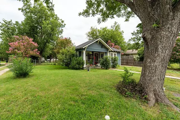 Taylor, TX 76574,1111 McLain ST