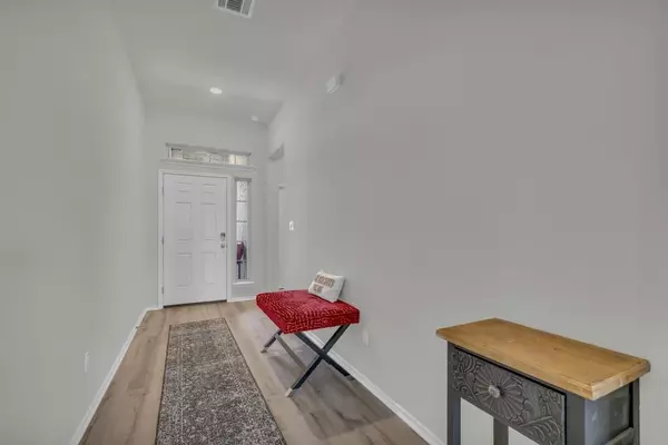 San Marcos, TX 78666,116 Gray Wolf DR