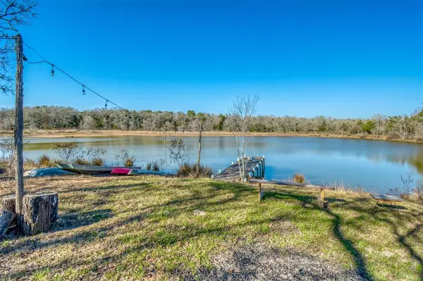 157 Hector RD, Smithville, TX 78957