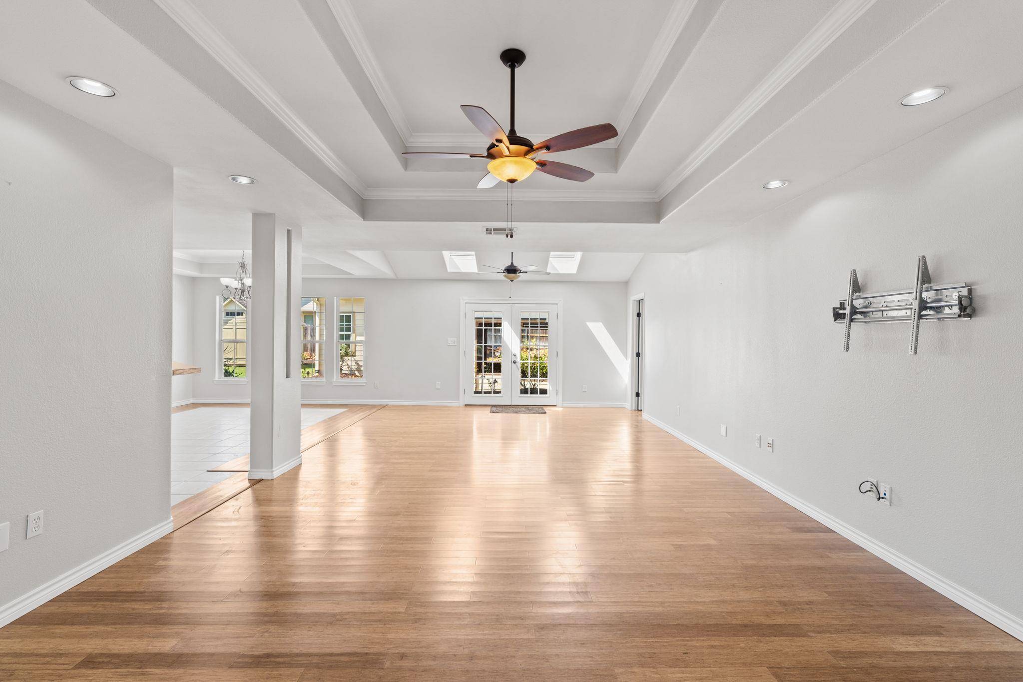 Marble Falls, TX 78654,703 Amy CIR