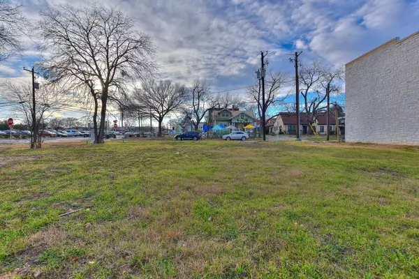 Georgetown, TX 78626,205 E. 9th LOT 5B ST