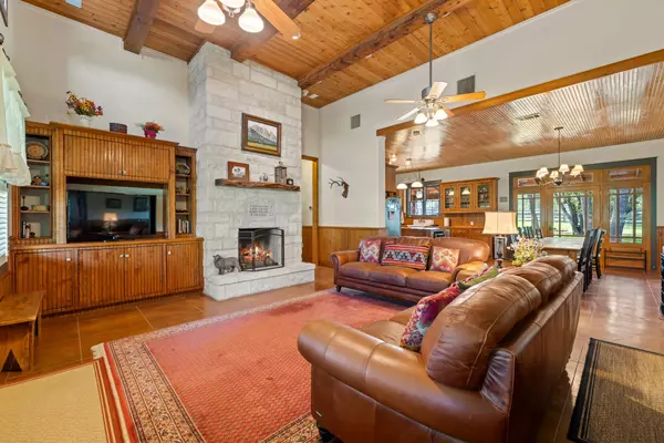 Harper, TX 78631,9352 N Ranch Road 783