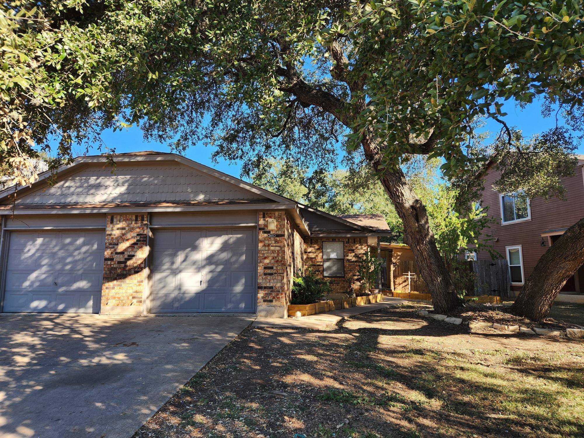 2602 Alcott LN #A & B, Austin, TX 78748