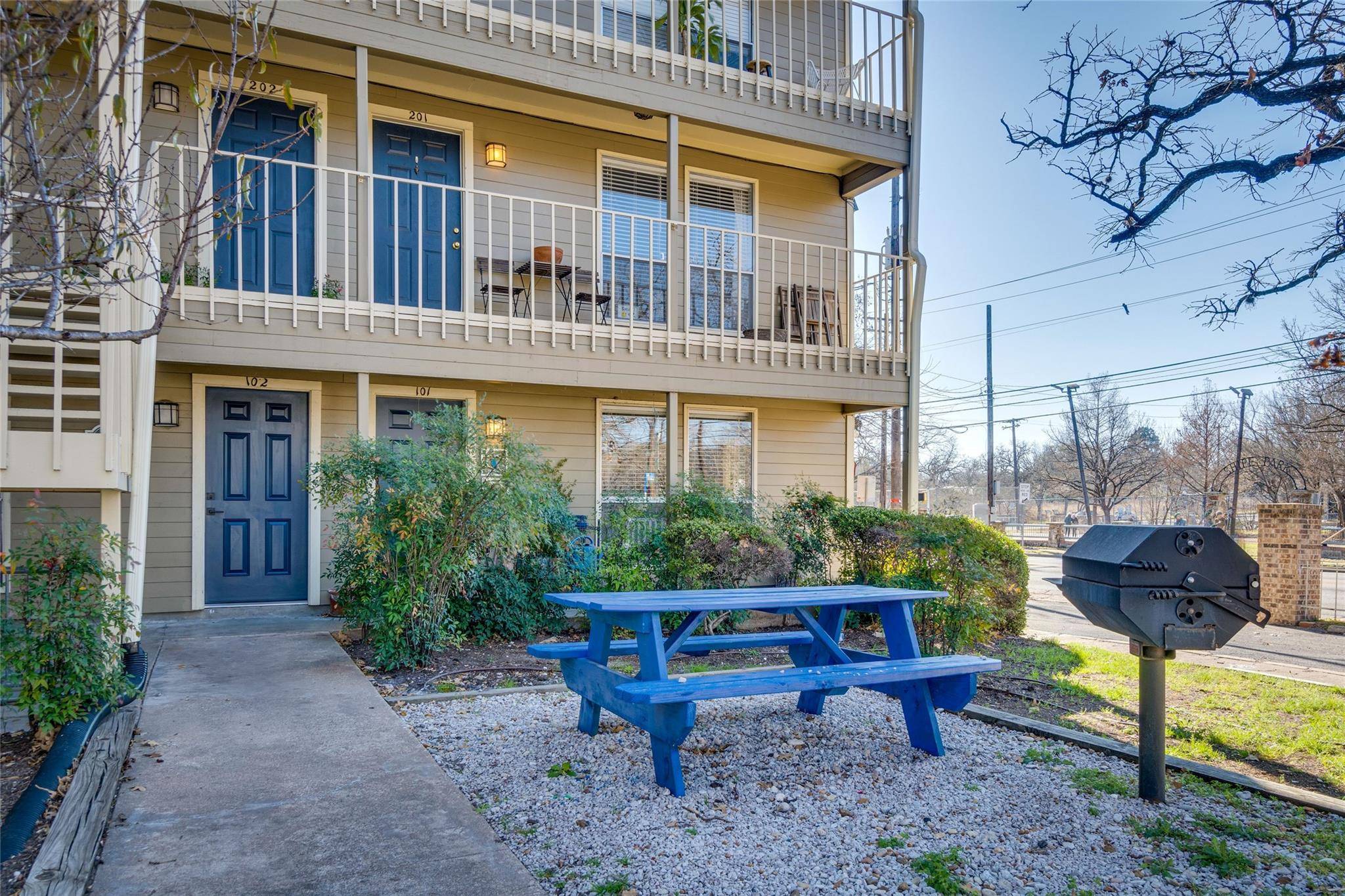 Austin, TX 78751,202 E 45th ST #102