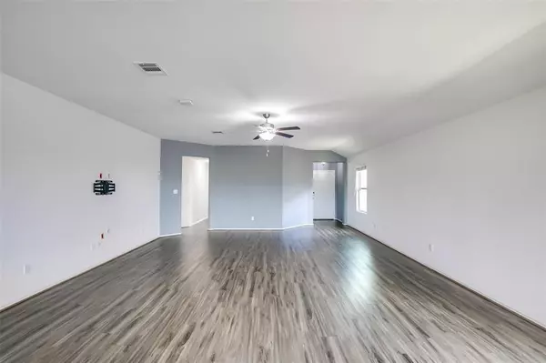 Bastrop, TX 78602,113 George Kimble CV