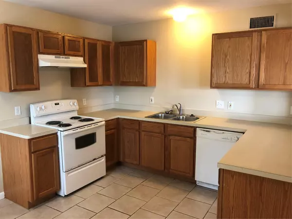 Austin, TX 78752,7300 Twin Crest DR #202