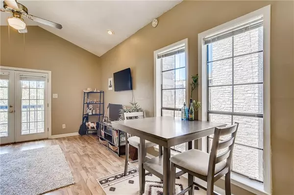 Austin, TX 78705,711 W 21st ST #304