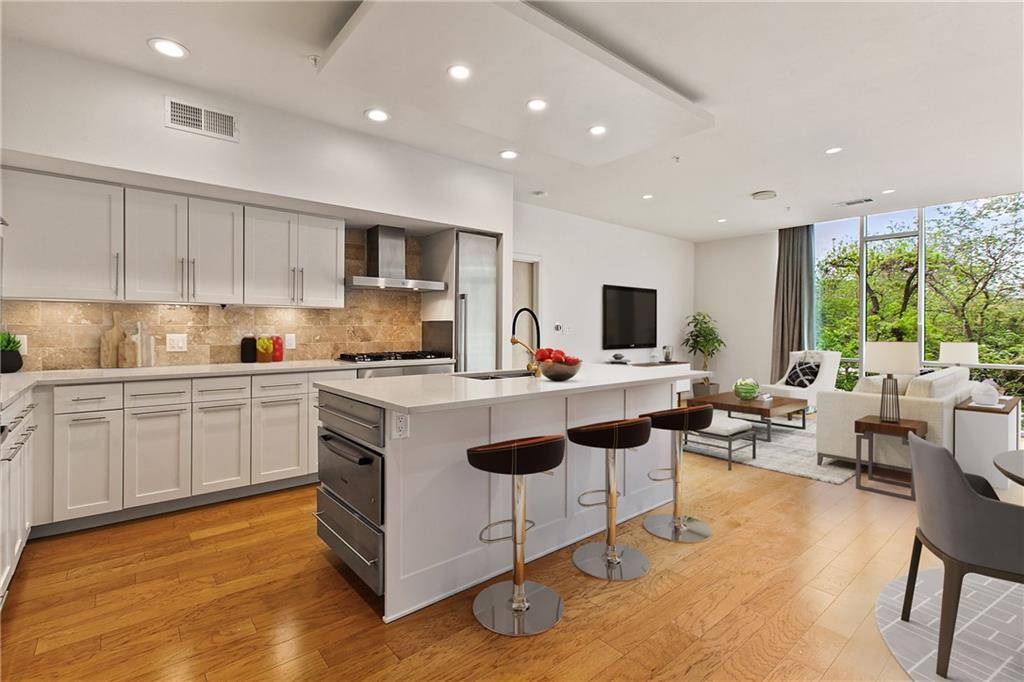 1600 Barton Springs RD #4204, Austin, TX 78704