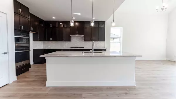 Liberty Hill, TX 78642,328 Hollister DR