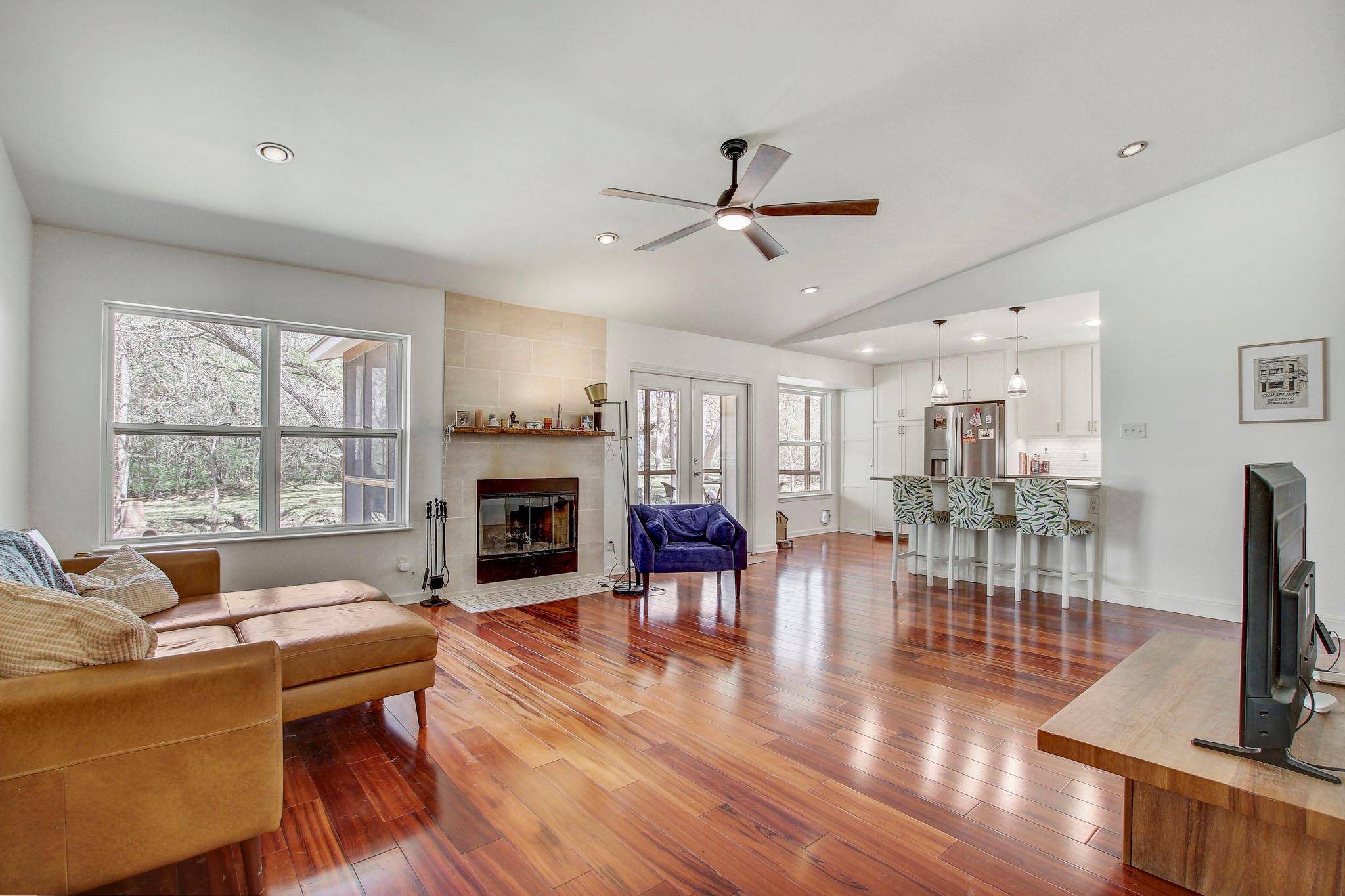 3322 Clarksburg DR, Austin, TX 78745