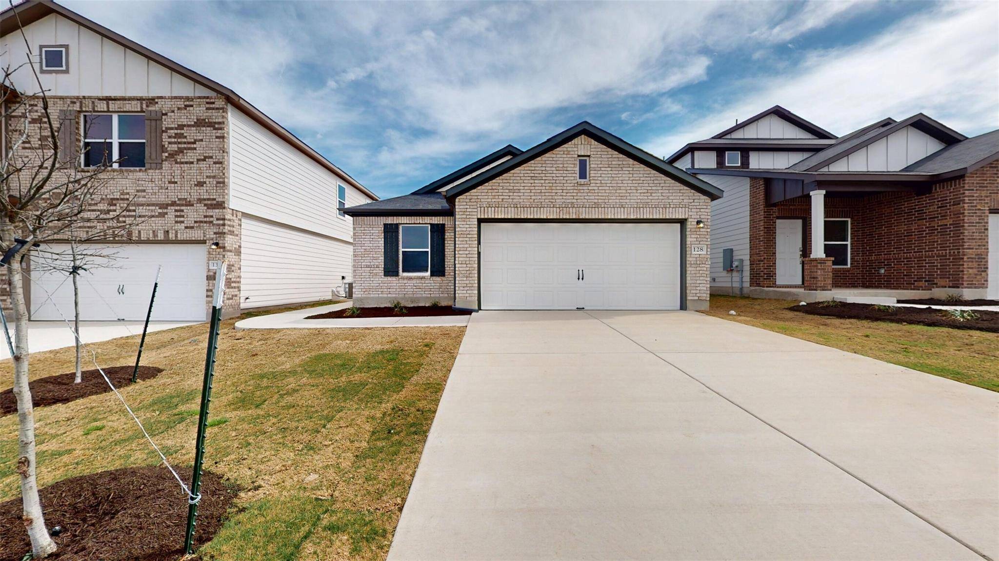 128 Flying Tigers TRL, Jarrell, TX 76537