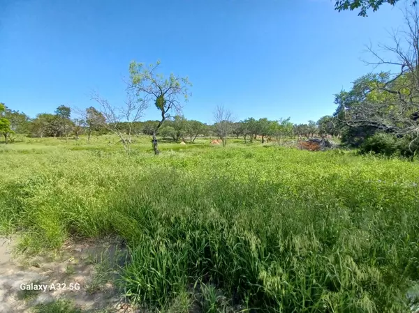 Burnet, TX 78611,319 sUNSET DR #lOT 1