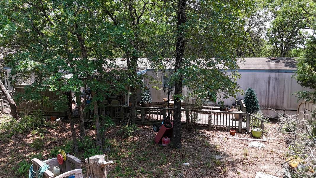 642 Hidden Oaks DR, Elgin, TX 78621