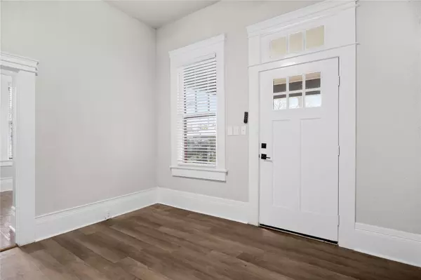 Lockhart, TX 78644,711 Bois Darc ST