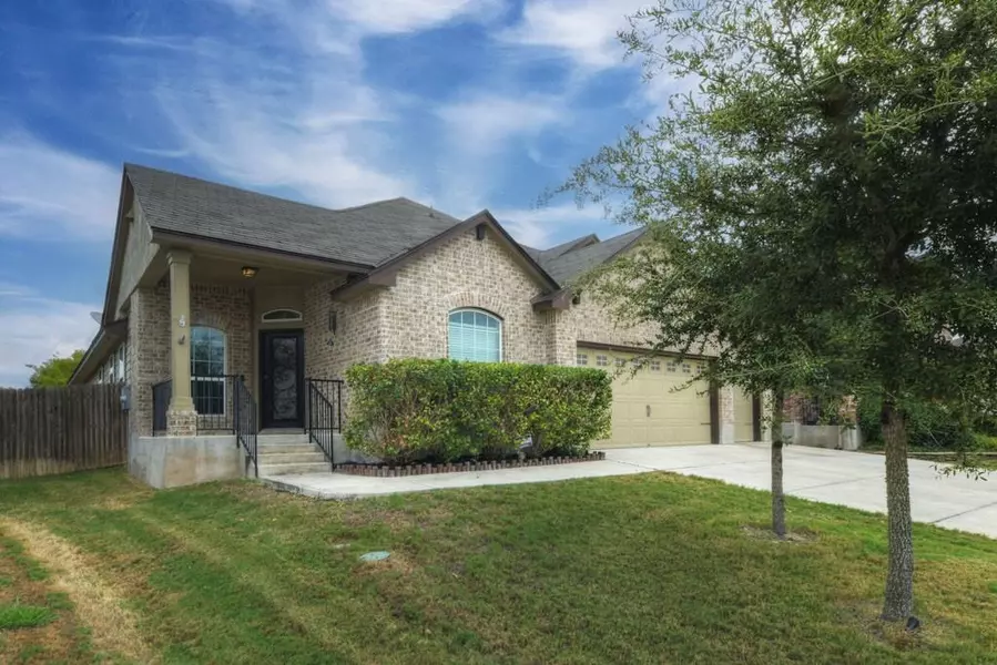 334 Oak Creek WAY, New Braunfels, TX 78130