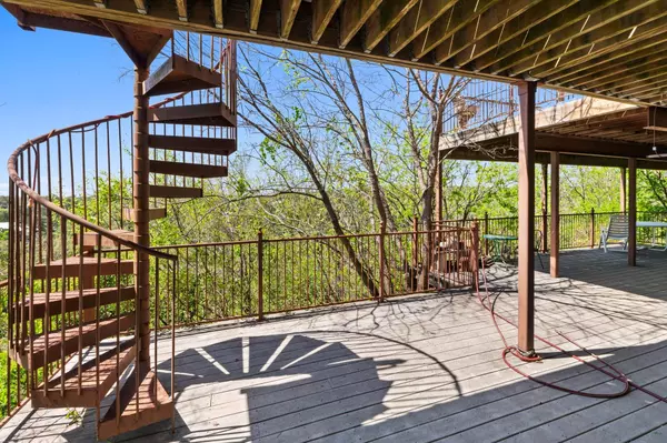 West Lake Hills, TX 78746,909 Redbud TRL
