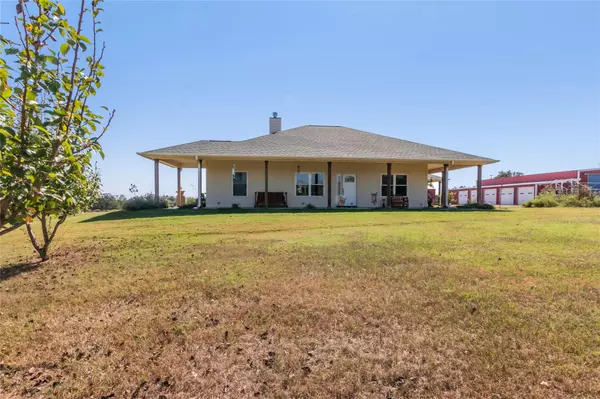 6082 County Road 258, Cameron, TX 76520