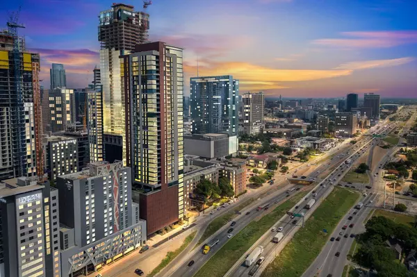 84 East Ave #3206, Austin, TX 78701