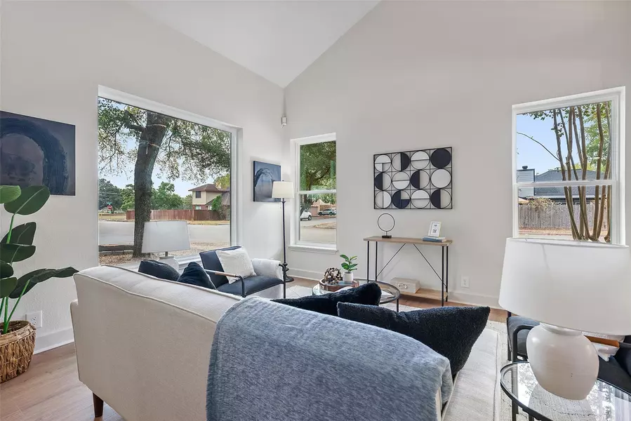 4700 Castleman DR, Austin, TX 78725