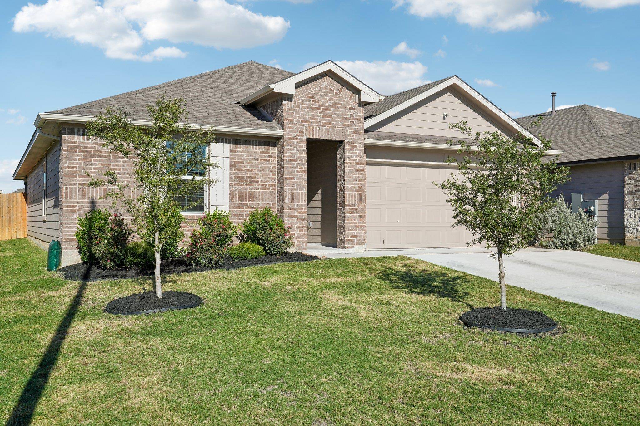 1428 REDWOOD CRK,  Seguin,  TX 78155