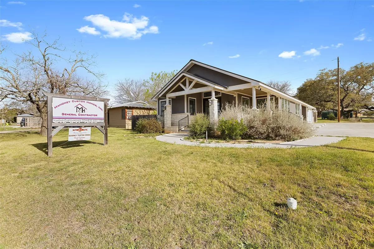 Blanco, TX 78606,802 4th ST