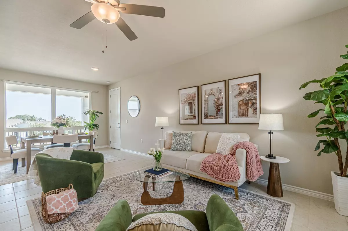 San Marcos, TX 78666,116 Mulligan DR #103