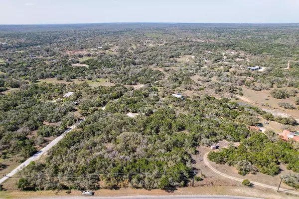 10673 W Fm 150 W, Driftwood, TX 78619