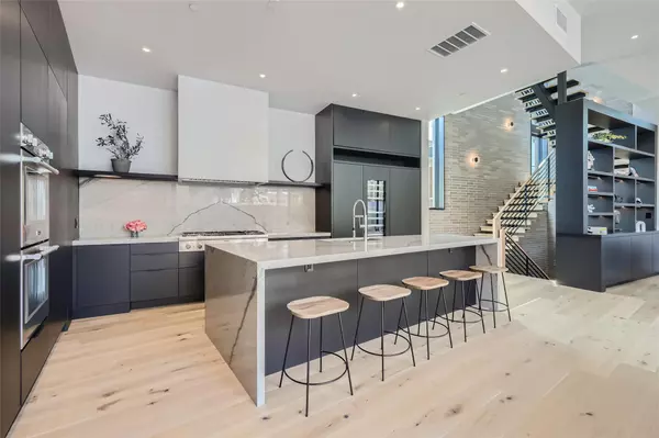 1315 W 9th ST #B, Austin, TX 78703