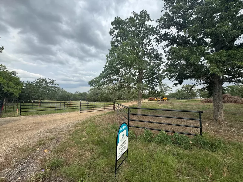 Lot 3 FM 20 HWY, Dale, TX 78616
