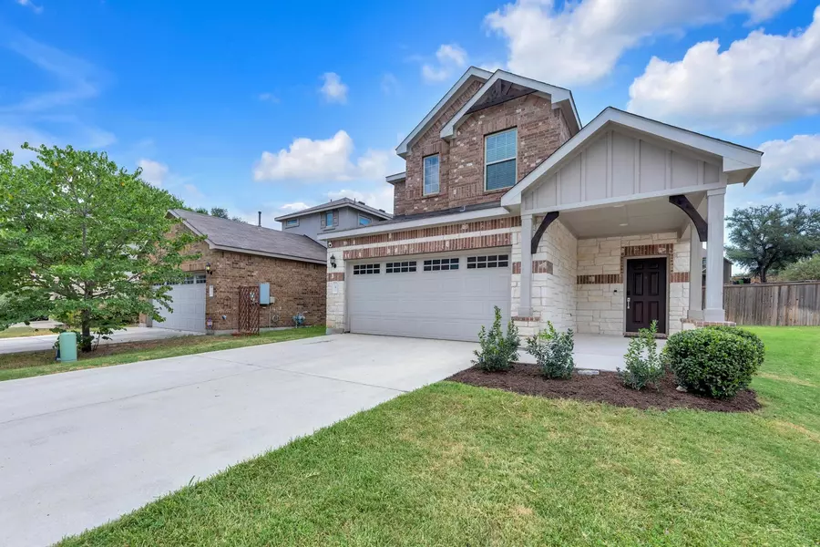 1050 Kenney Fort XING #4, Round Rock, TX 78665