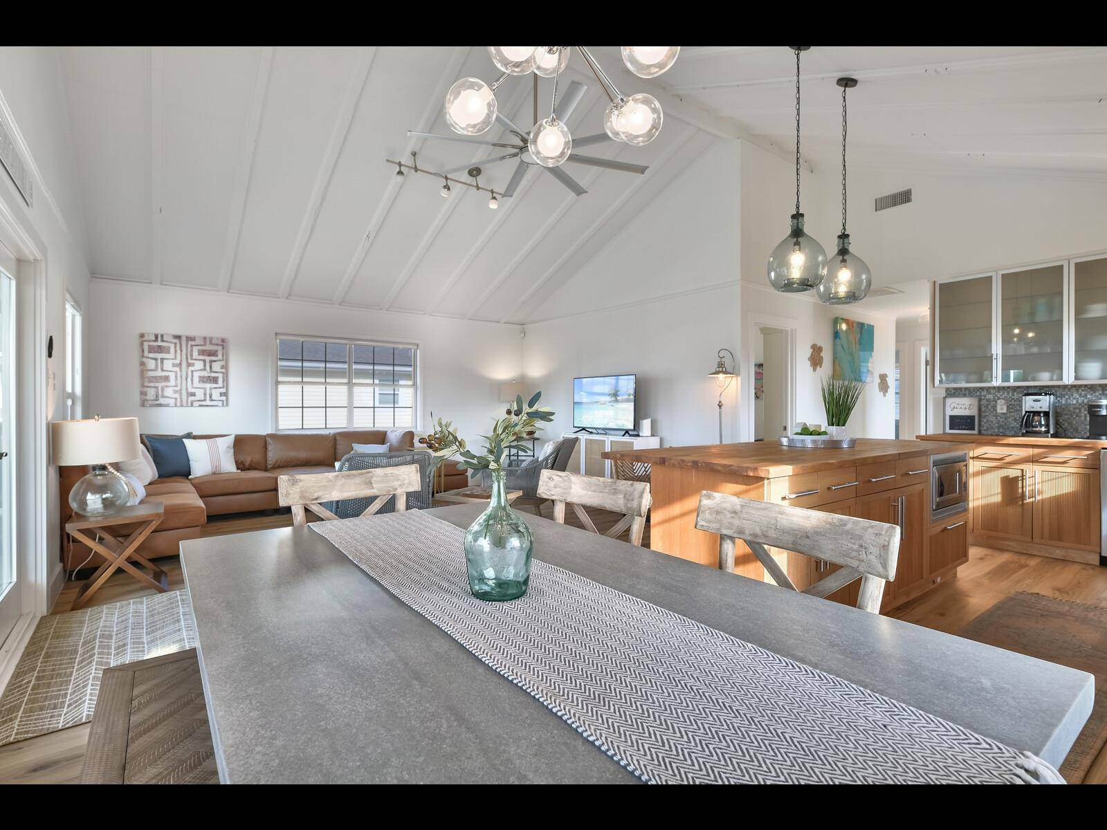 Jamaica Beach, TX 77554,16618 Bahama WAY