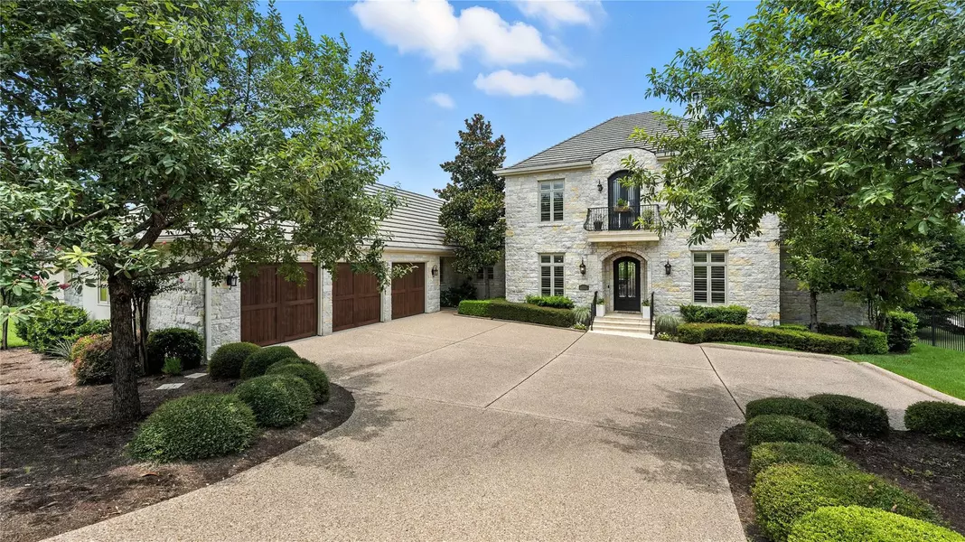 508 Golden Bear DR, Austin, TX 78738