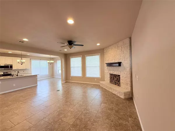 Jarrell, TX 76537,300 Western Sky TRL