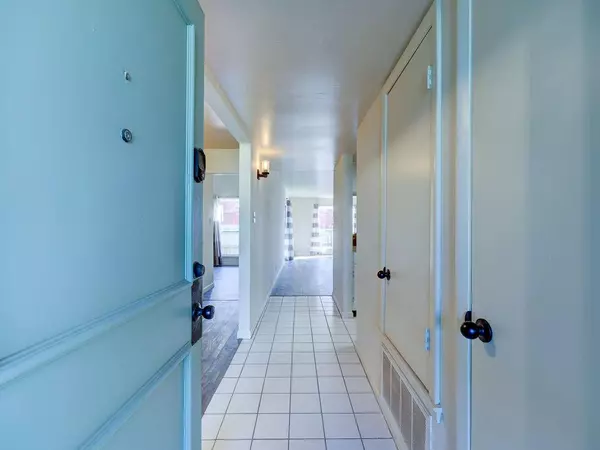 6905 Old Post LOOP, Austin, TX 78744