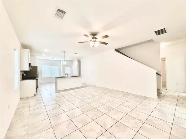 Hutto, TX 78634,105 Eagle Lake DR