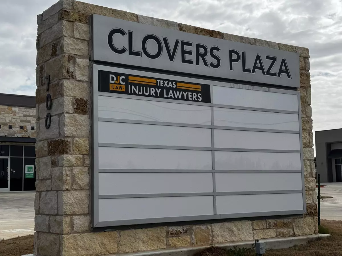 Cedar Park, TX 78613,700 W New Hope DR #200