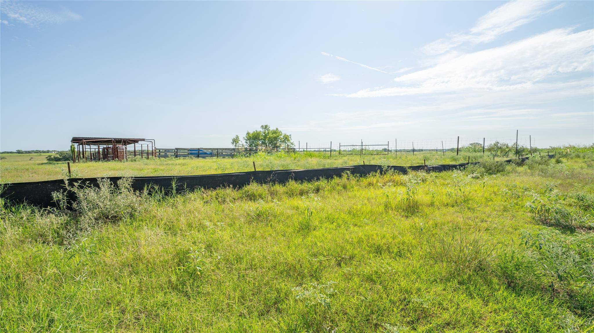 1299 FERGUSON LOOP, Dale, TX 78616
