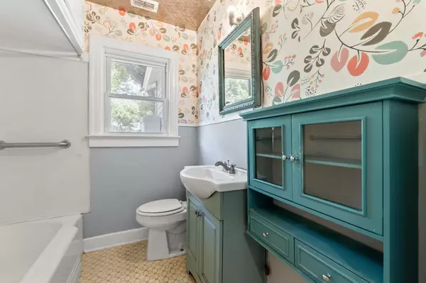 Austin, TX 78751,605 E 47th ST