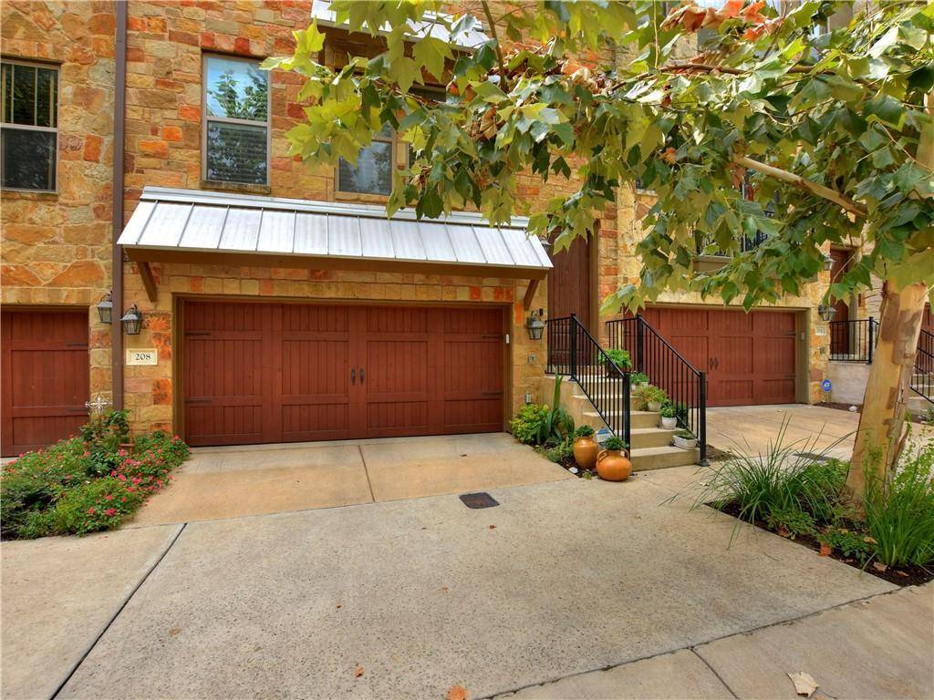 208 Adams, Georgetown, TX 78628