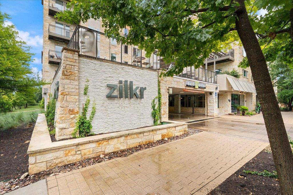 1900 Barton Springs RD #4002, Austin, TX 78704