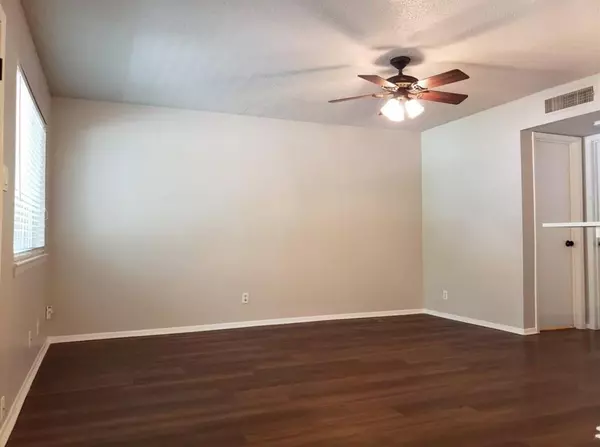 1202 Newning Ave #113, Austin, TX 78704