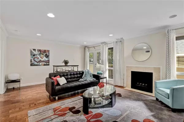 1106 W 6th ST #211, Austin, TX 78703