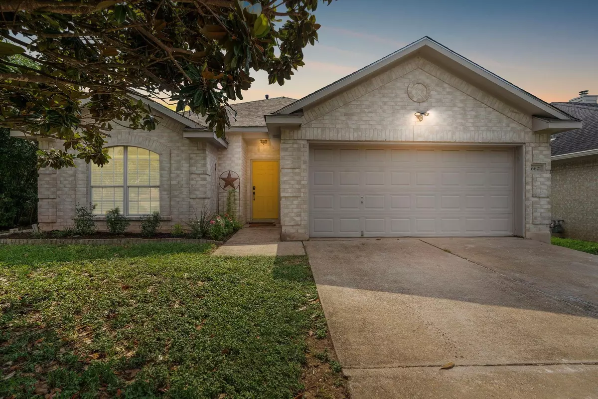 Austin, TX 78749,6621 Oasis DR