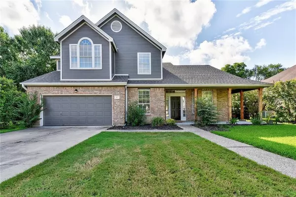 305 N Carriage Hills DR, Georgetown, TX 78626