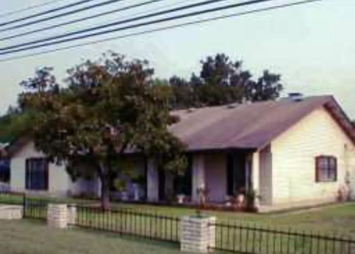 Austin, TX 78721,5600 E Martin Luther King Jr BLVD